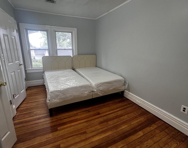 540 Wall Street - Photo Thumbnail 18