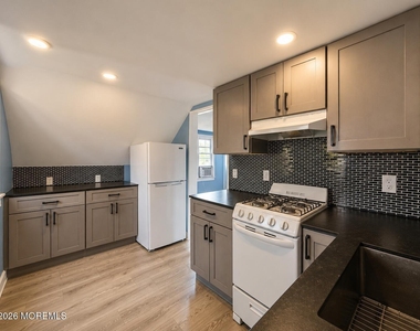 66 Alcoa Avenue - Photo Thumbnail 3