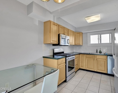 980 Woodgate Avenue - Photo Thumbnail 9