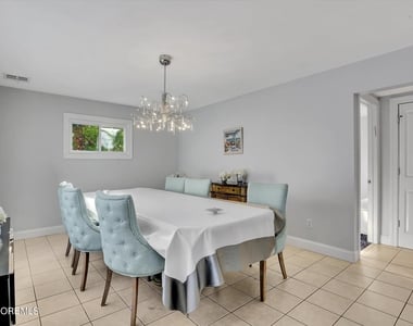 980 Woodgate Avenue - Photo Thumbnail 4