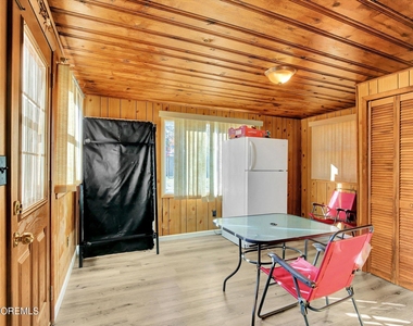 972 Woodgate Avenue - Photo Thumbnail 12