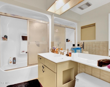 972 Woodgate Avenue - Photo Thumbnail 14
