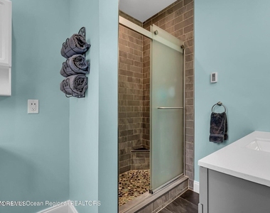 515 Monmouth Road - Photo Thumbnail 9