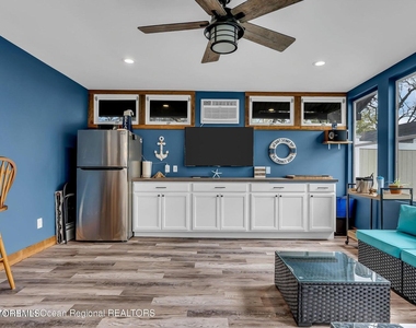 515 Monmouth Road - Photo Thumbnail 20
