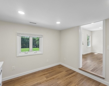 25 Alma Ave - Photo Thumbnail 15