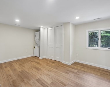 25 Alma Ave - Photo Thumbnail 10