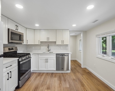 25 Alma Ave - Photo Thumbnail 4