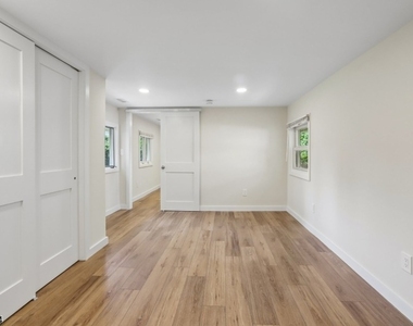 25 Alma Ave - Photo Thumbnail 17