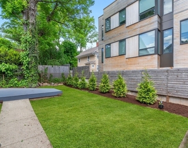 1 Lenox Place - Photo Thumbnail 24