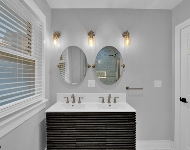 1 Lenox Place - Photo Thumbnail 17