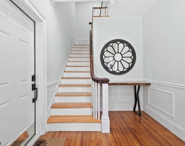 1 Lenox Place - Photo Thumbnail 3