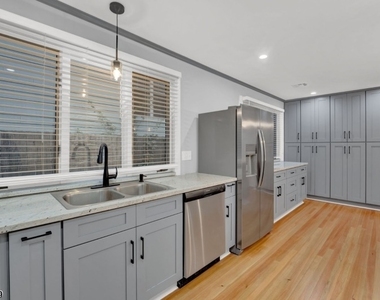 1 Lenox Place - Photo Thumbnail 11