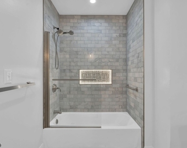 1 Lenox Place - Photo Thumbnail 18