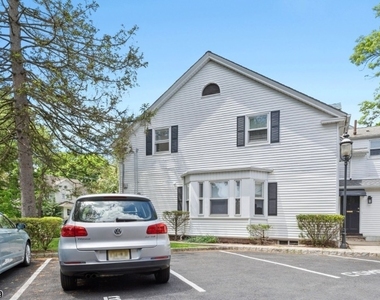 1 Lenox Place - Photo Thumbnail 25