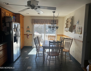 1709 Maple Street - Photo Thumbnail 20