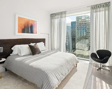 West 59th Street - Photo Thumbnail 3