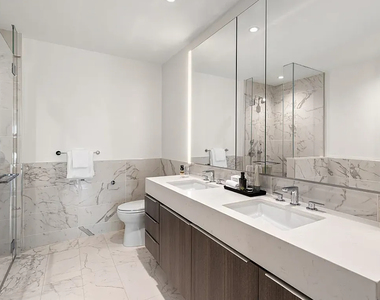 West 59th Street - Photo Thumbnail 3