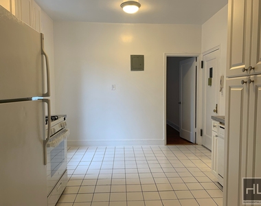 East 38th Street - Photo Thumbnail 4