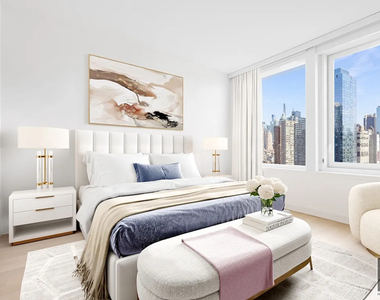 W 38th Street - Photo Thumbnail 1