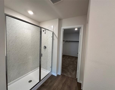 3310 Catamount Drive - Photo Thumbnail 17