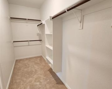 1202 Smoketree Lane - Photo Thumbnail 11