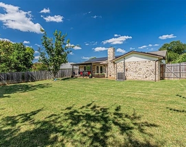 2608 Nelwin Place - Photo Thumbnail 21