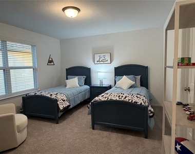 6012 Gully Grove Drive - Photo Thumbnail 23