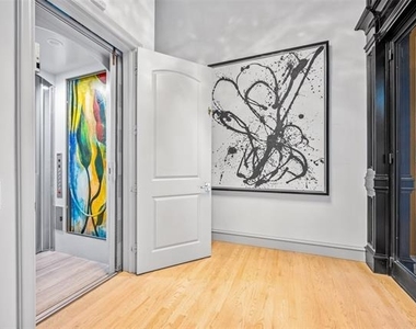 2206 Boll Street - Photo Thumbnail 2