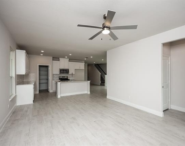 3006 Camilli Cove - Photo Thumbnail 3