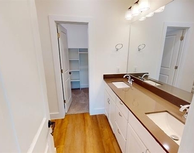 313 Buck Ridge Drive - Photo Thumbnail 16
