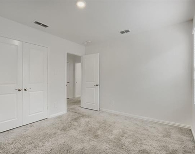 2017 Pine Stone Lane - Photo Thumbnail 21