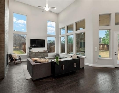 1600 Wichita Drive - Photo Thumbnail 7