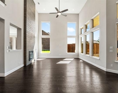 1600 Wichita Drive - Photo Thumbnail 8