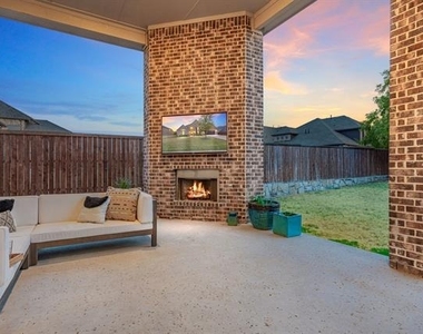 1600 Wichita Drive - Photo Thumbnail 33