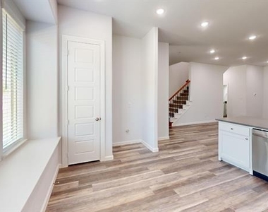 336 Buck Ridge Drive - Photo Thumbnail 6