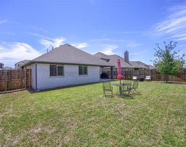 1003 Pecan Glen Drive - Photo Thumbnail 29