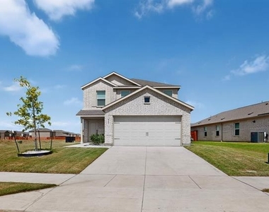 6201 Tilden Avenue - Photo Thumbnail 1