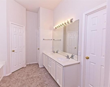 8713 Somerville Way - Photo Thumbnail 22