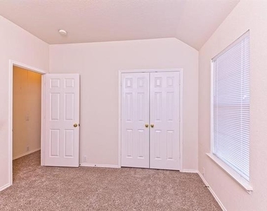 8713 Somerville Way - Photo Thumbnail 28