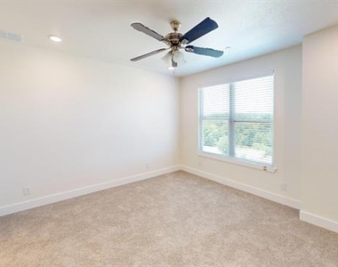 277 Mule Deer Drive - Photo Thumbnail 15