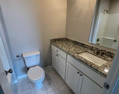 2737 Ginger Court - Photo Thumbnail 3