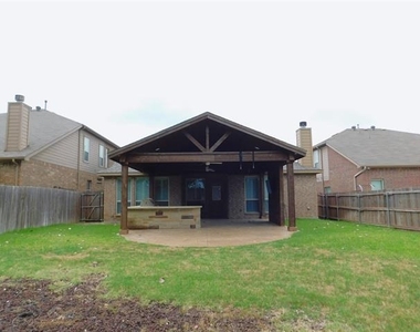 2401 Windhaven Drive - Photo Thumbnail 38