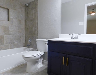 2401 Windhaven Drive - Photo Thumbnail 30
