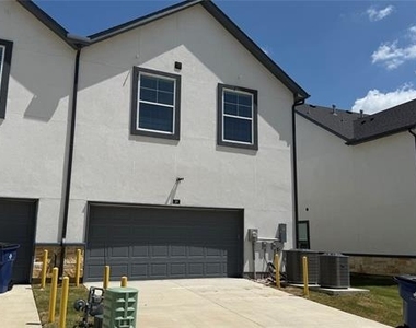 309 Mule Deer Drive - Photo Thumbnail 21