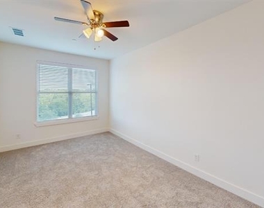 309 Mule Deer Drive - Photo Thumbnail 7