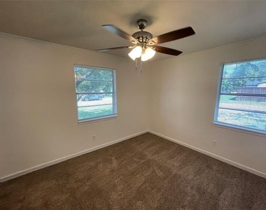 4743 Harper Drive - Photo Thumbnail 11
