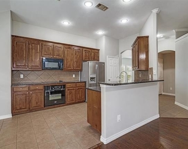 14900 Frisco Ranch Drive - Photo Thumbnail 5