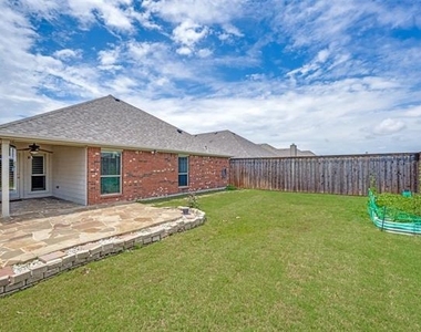 14900 Frisco Ranch Drive - Photo Thumbnail 19