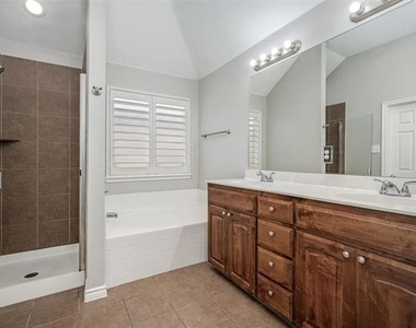 14900 Frisco Ranch Drive - Photo Thumbnail 14