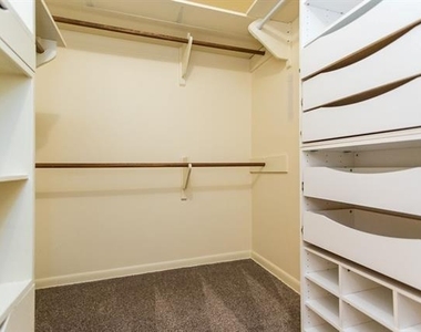 4225 Reaumur Drive - Photo Thumbnail 24